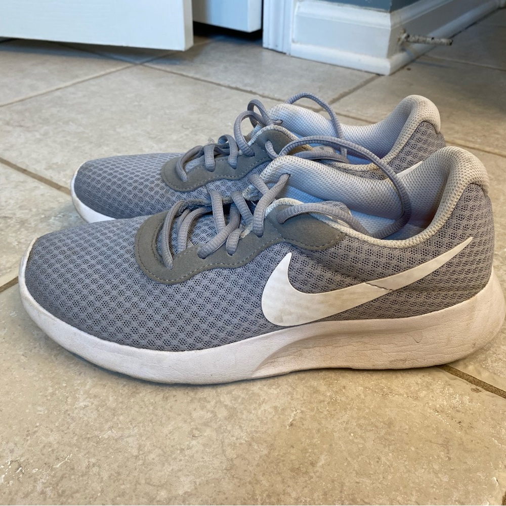 Nike Tanjun - image 1